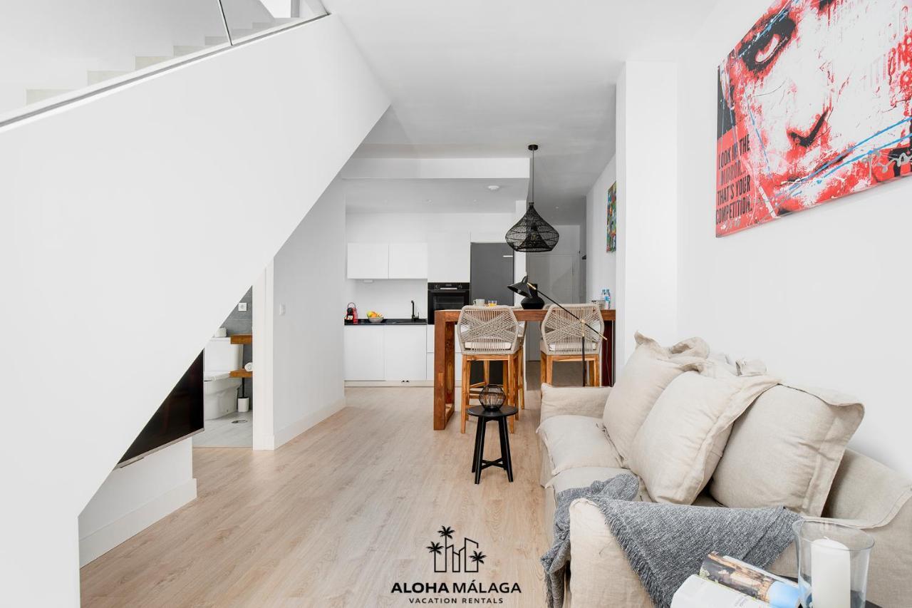Luxury Duplex With Pool And Padel Court In Town Apartment Малага Екстериор снимка