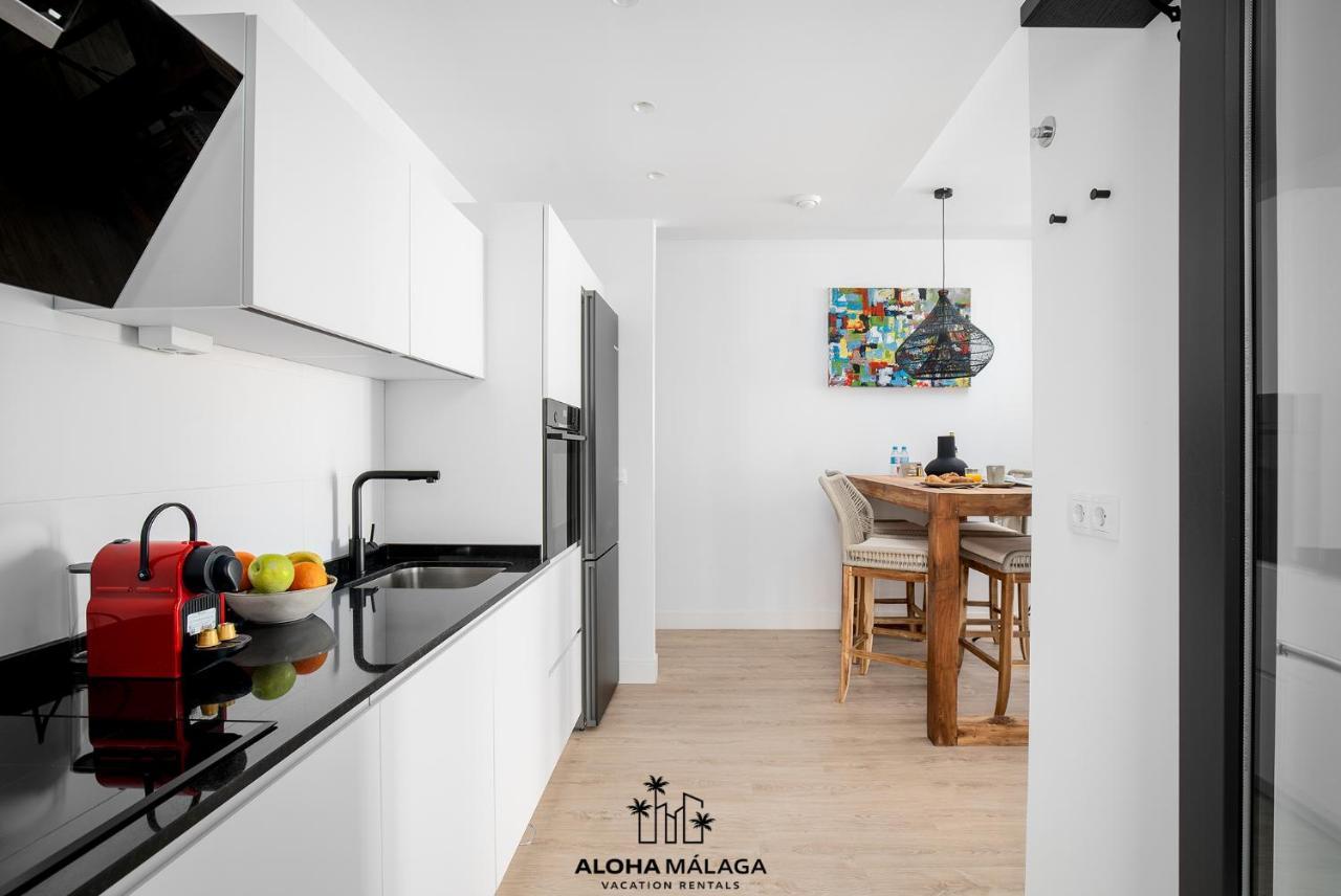 Luxury Duplex With Pool And Padel Court In Town Apartment Малага Екстериор снимка