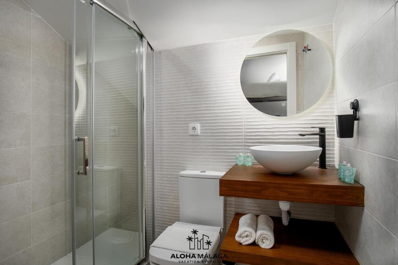 Luxury Duplex With Pool And Padel Court In Town Apartment Малага Екстериор снимка