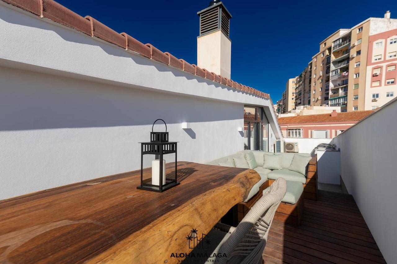 Luxury Duplex With Pool And Padel Court In Town Apartment Малага Екстериор снимка